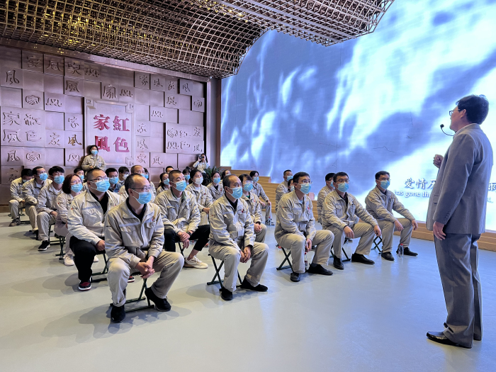 2022年5月12日，大唐电厂延安公司党员干部一行参观延安红色家风馆.jpg